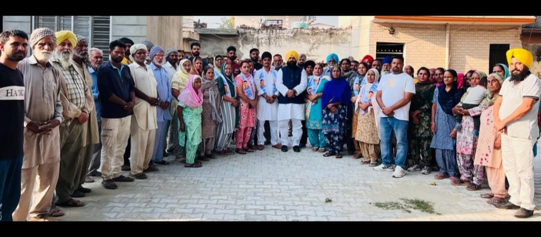 ਗਣੇਸ਼ਪੁਰ ਭਾਰਟਾ ਦੀ ਸਰਪੰਚ ਤੀਰਥ ਕੌਰ ਆਪਣੇ ਸਾਥੀਆਂ ਸਮੇਤ ਵਿਧਾਇਕ ਰੌੜੀ ਦੀ ਅਗਵਾਈ 'ਚ ਆਪ 'ਚ ਸ਼ਾਮਿਲ